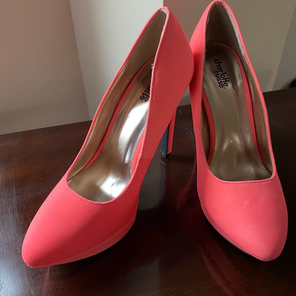 Gorgeous Coral moleskin Heels